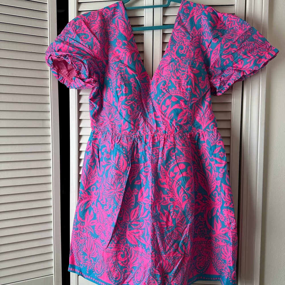 Bundle of 2 XL Lilly Pulitzer dresses.